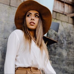 Accessories - Brown Hat Accessories - Brown Hat